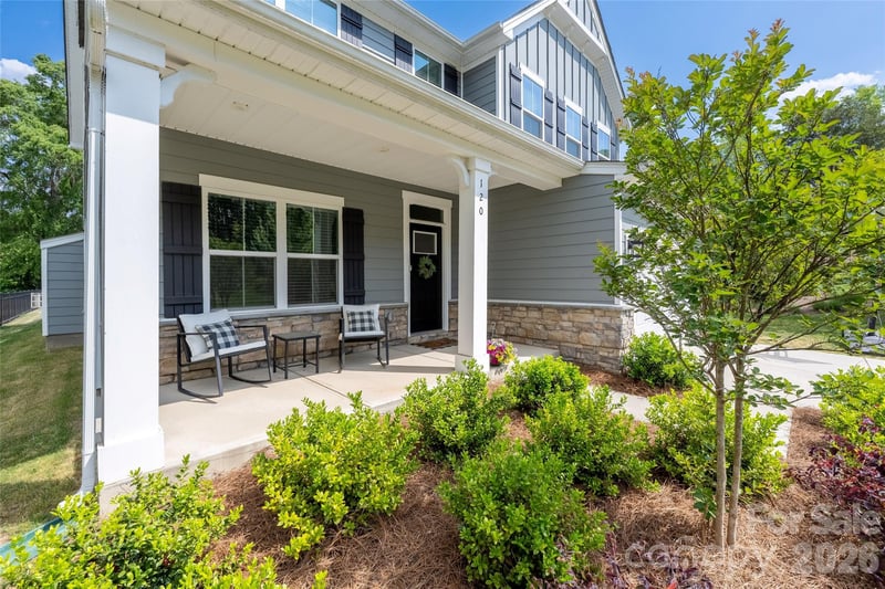 120 Welcombe St, Mooresville, NC 28115