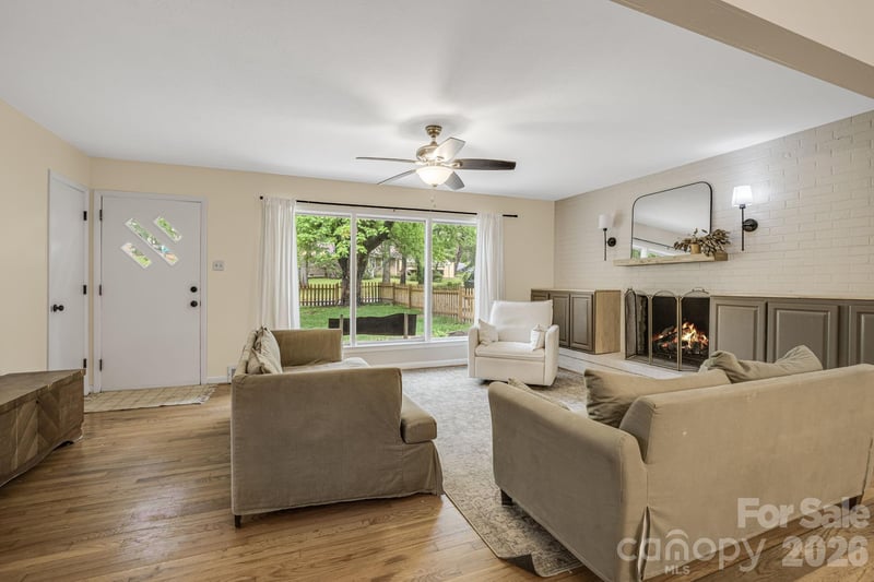 440 Royal Pines Dr, Arden, NC 28704