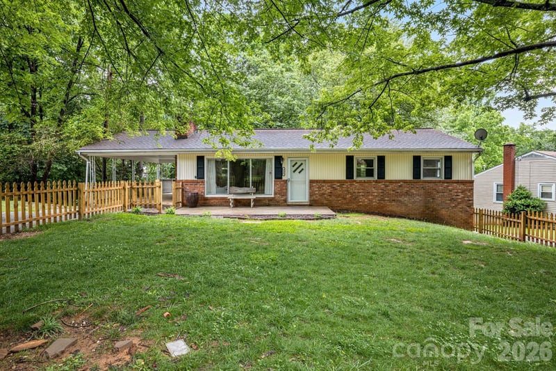 440 Royal Pines Dr, Arden, NC 28704