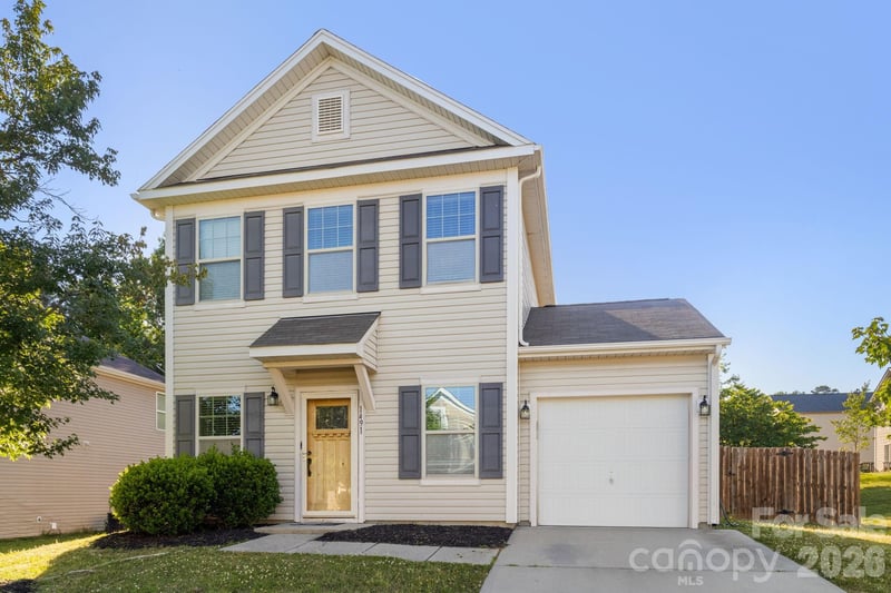 1491 Hyacinthia Ln, Rock Hill, SC 29730