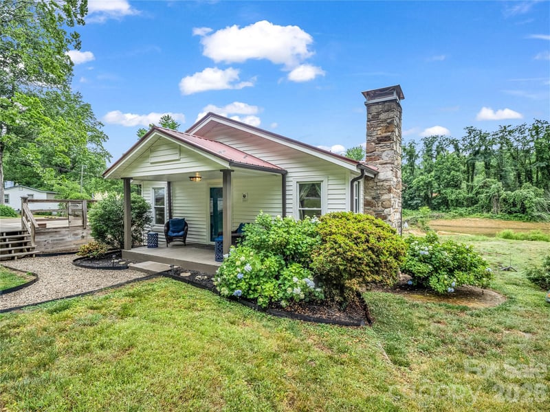 218 Boys Camp Rd, Lake Lure, NC 28746