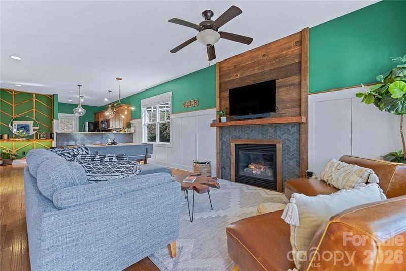 31 Byrdcliffe Ln, Asheville, NC 28805