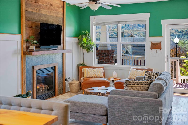 31 Byrdcliffe Ln, Asheville, NC 28805