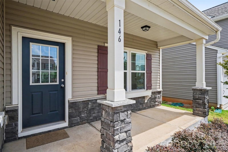 146 Fairfield Dr, Troutman, NC 28166