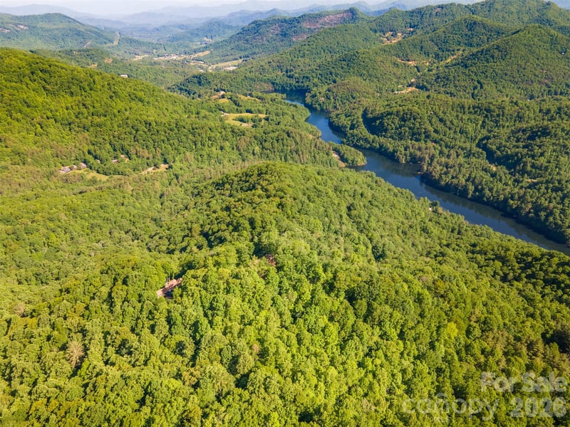 52 Morningside Dr #52, Tuckasegee, NC 28783