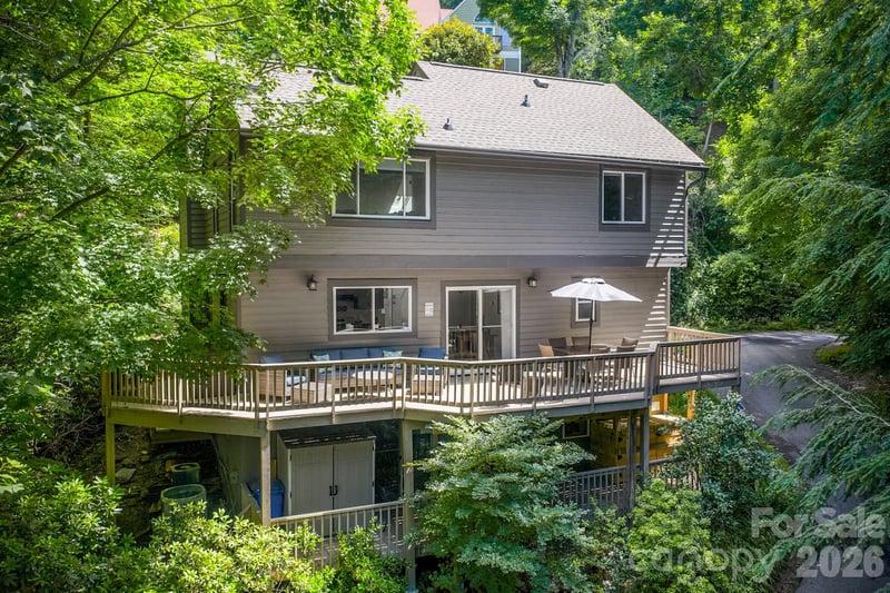 450 Elk Mountain Scenic Hw, Asheville, NC 28804