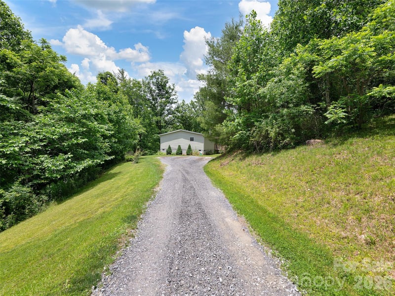 166 Indian Springs Rd, Clyde, NC 28721