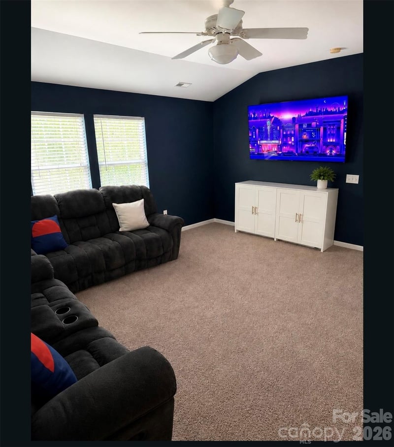 9025 Davis Crossing Ct, Charlotte, NC 28269