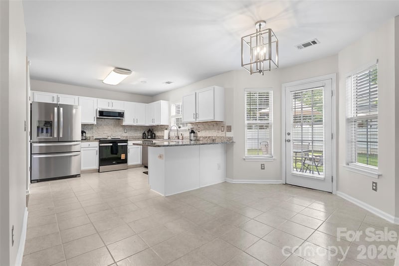 19300 Kanawha Dr, Cornelius, NC 28031