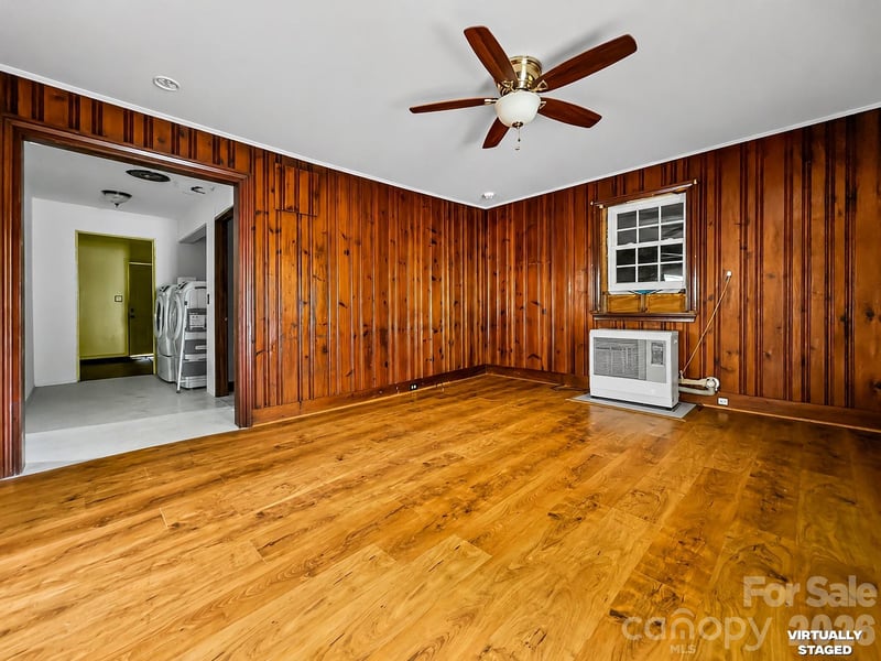 2346 Collettsville Rd, Lenoir, NC 28645