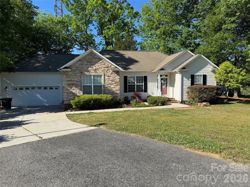 4046 Navajo Ct, Rock Hill, SC 29732