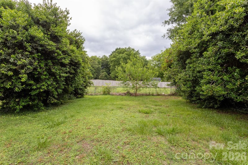 312 Race St, Statesville, NC 28677