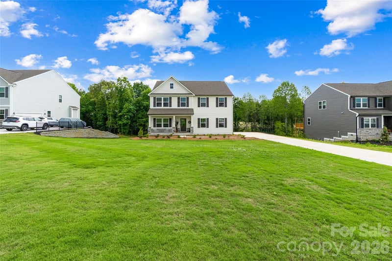 121 Tangle River Dr, Statesville, NC 28677
