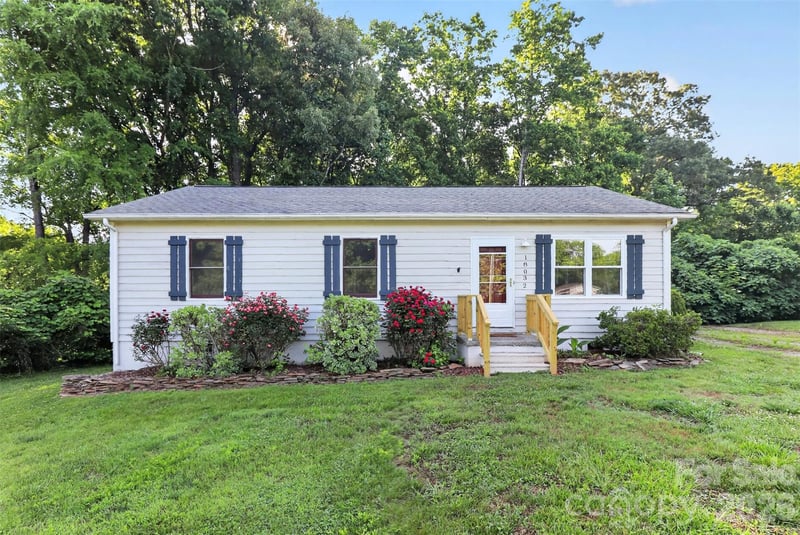 18032 Barnhardt Rd, Davidson, NC 28036