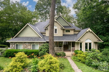 203 Coachmans Ct, Asheville, NC 28803