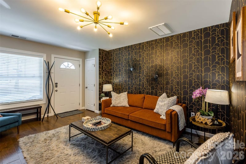 301 Jenna Clare Ln, Asheville, NC 28803