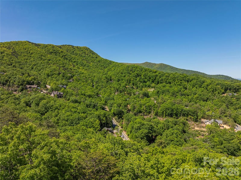 146 Settings Blvd, Black Mountain, NC 28711