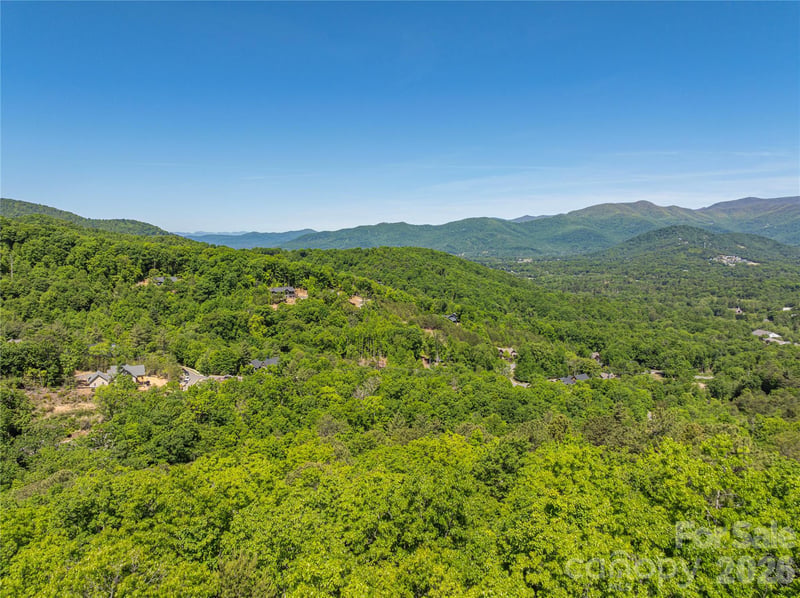 146 Settings Blvd, Black Mountain, NC 28711