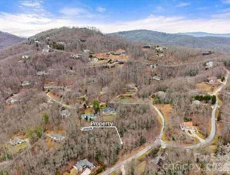 70 Windover Dr, Asheville, NC 28803