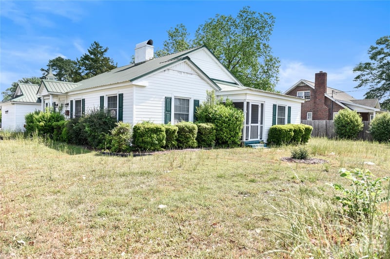 500 Godwin Ave, Lumberton, NC 28358