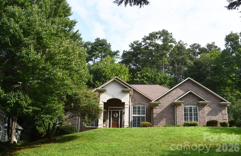 116 28th Ave NW, Hickory, NC 28601
