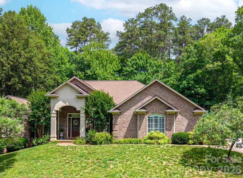 116 28th Ave, Hickory, NC 28601