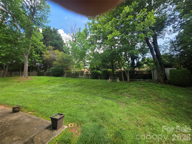 4028 Elizabeth St, Hickory, NC 28601