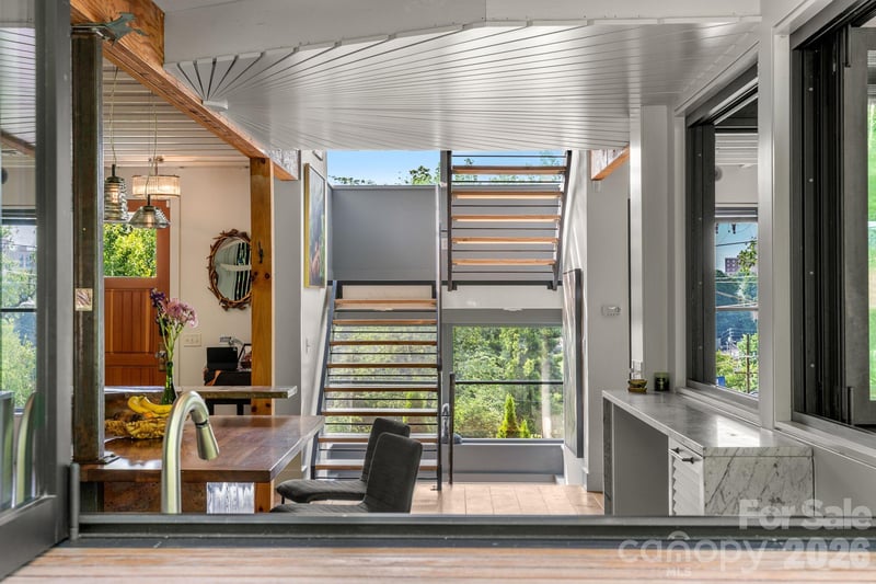 53 Buchanan Pl, Asheville, NC 28801
