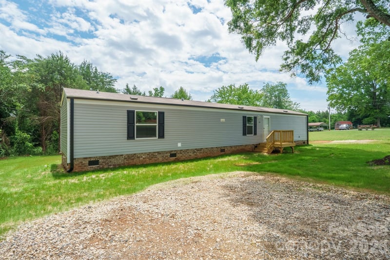 5101 Flay Rd, Lincolnton, NC 28092