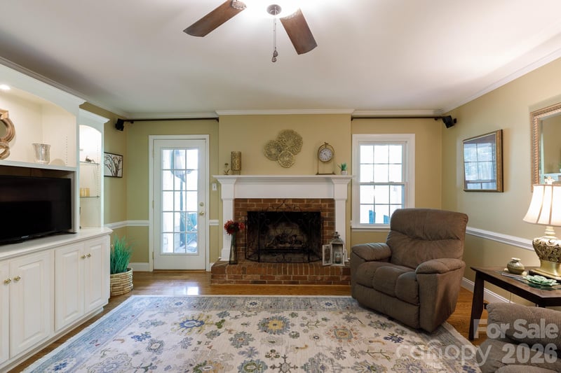 787 Summerwood Dr, Rock Hill, SC 29732
