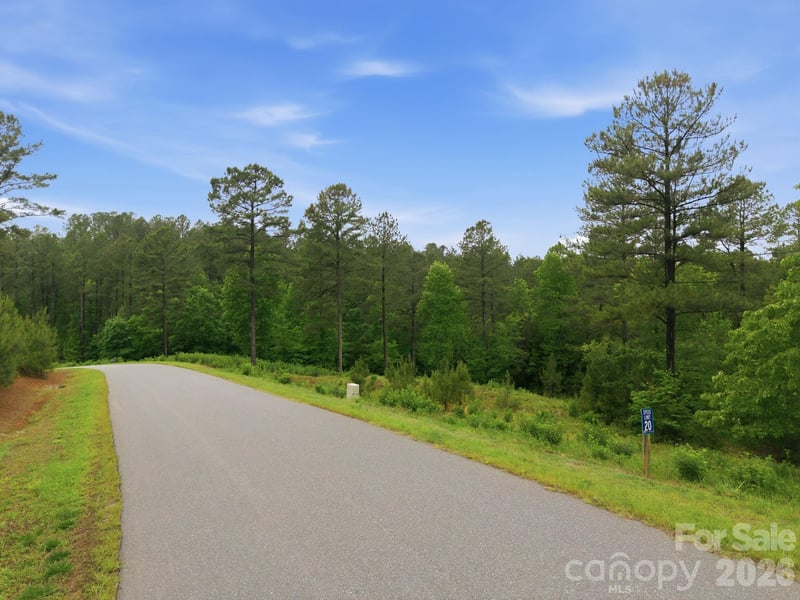 1626 Lake Vista Dr, Connelly Springs, NC 28612