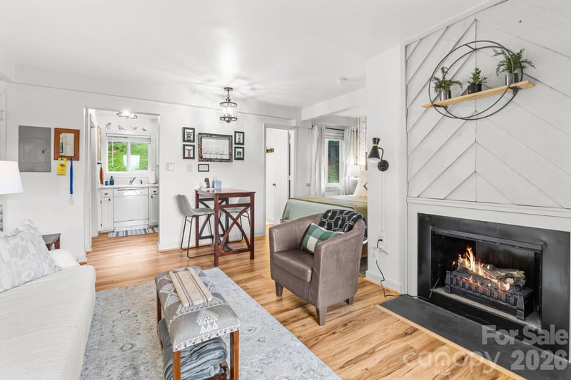 110 Sugar Ski Dr #10-401, Sugar Mountain, NC 28604