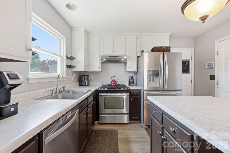10109 Baxter Caldwell Dr, Charlotte, NC 28213
