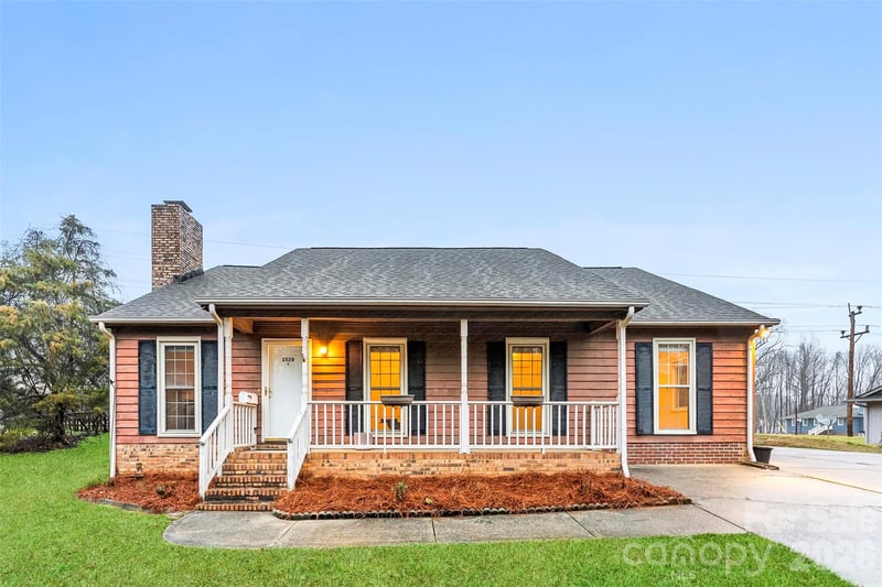 2524 Amity Ave, Gastonia, NC 28054