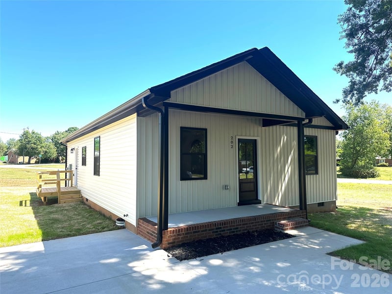 202 Craver Ave, Salisbury, NC 28146