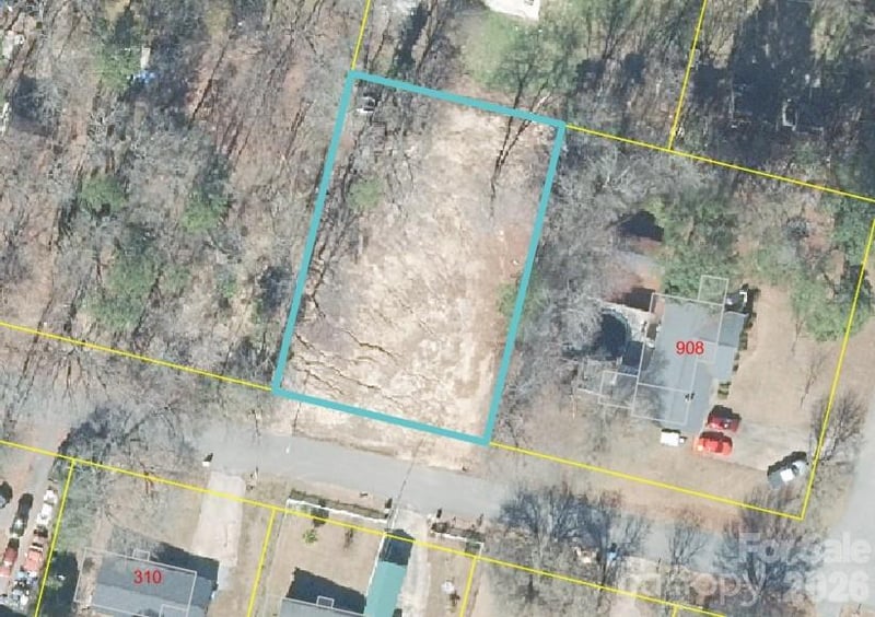 Cleveland Ave, Bessemer City, NC 28016