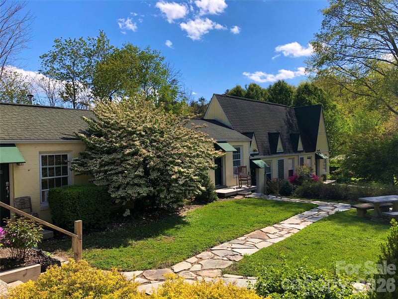 375 Weaverville Rd, Asheville, NC 28804