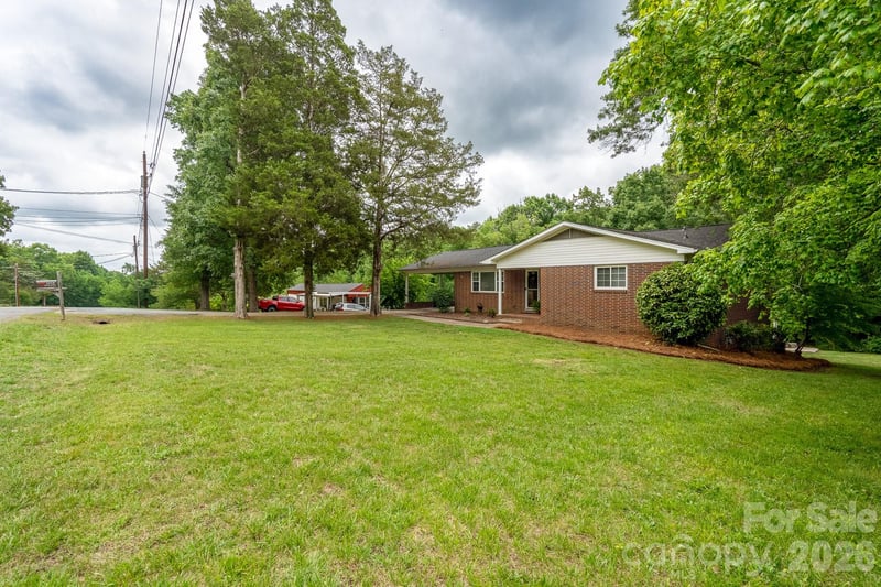 1018 Kentucky St, Kannapolis, NC 28083