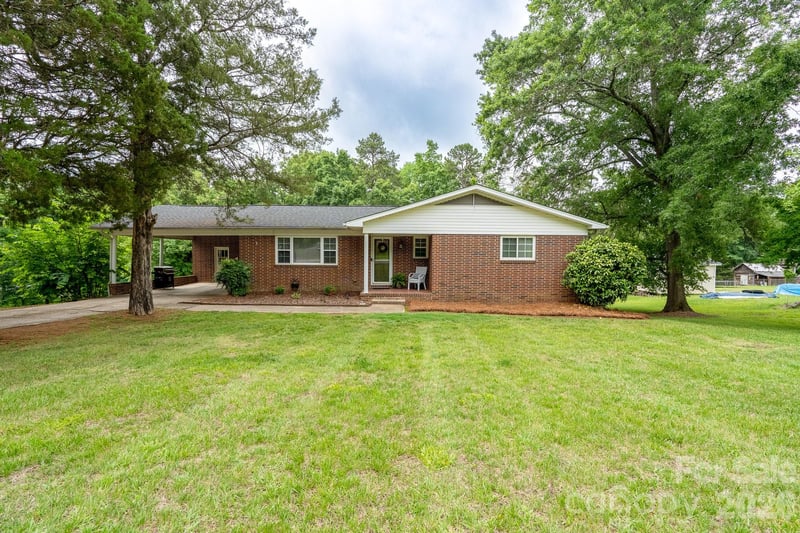 1018 Kentucky St, Kannapolis, NC 28083