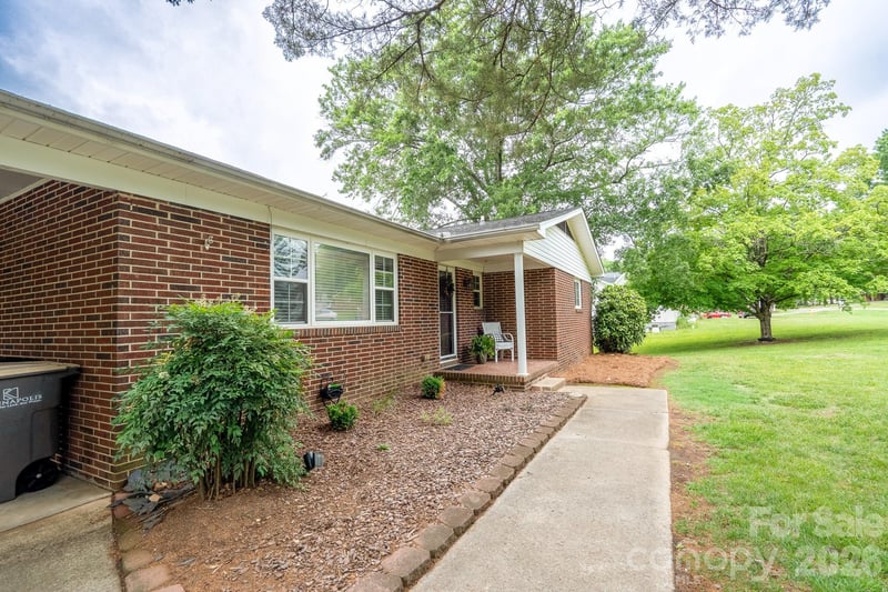 1018 Kentucky St, Kannapolis, NC 28083