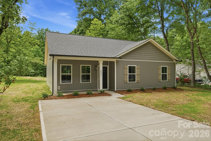 2021 Hart Rd, Charlotte, NC 28214