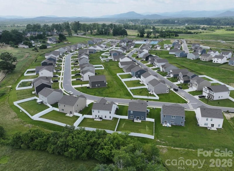 649 River Bottom Rd, Fletcher, NC 28792
