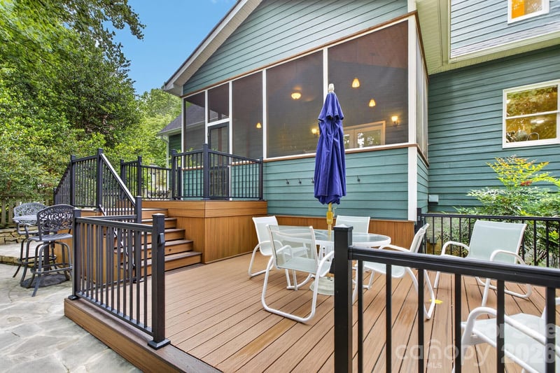 42 Corbran Dr, Fairview, NC 28730