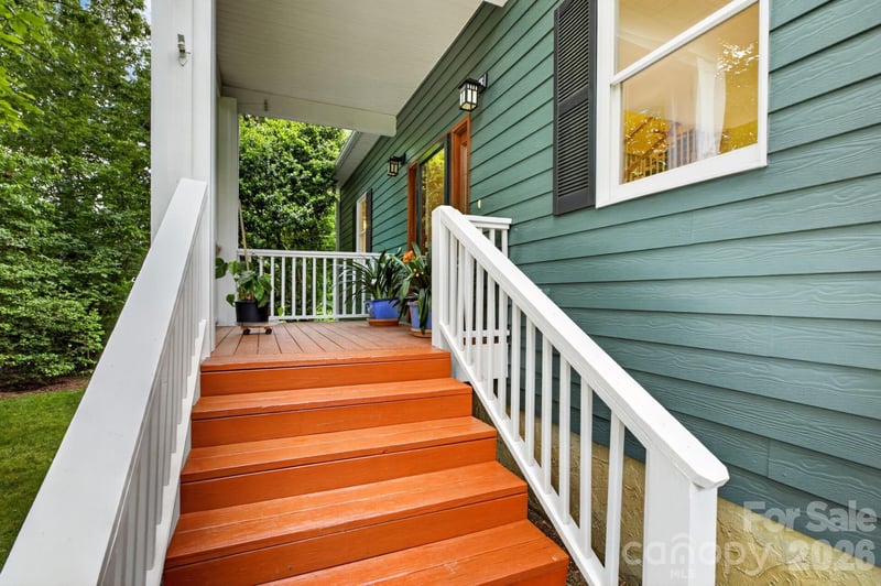 42 Corbran Dr, Fairview, NC 28730