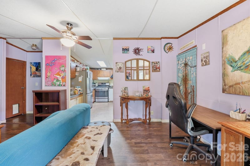 131 Vinewood Cir, Asheville, NC 28806