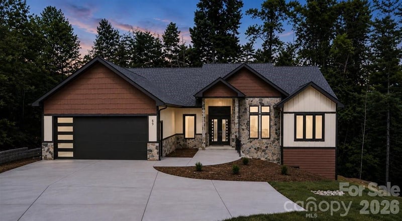 69 Village Pointe Ln, Asheville, NC 28803