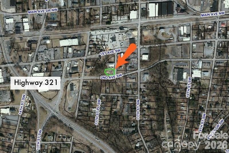 130 11th Street Pl, Hickory, NC 28602