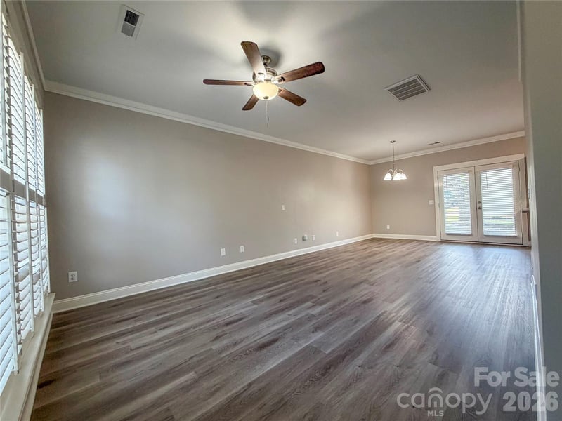 11223 Blue Cedar Ln, Charlotte, NC 28277