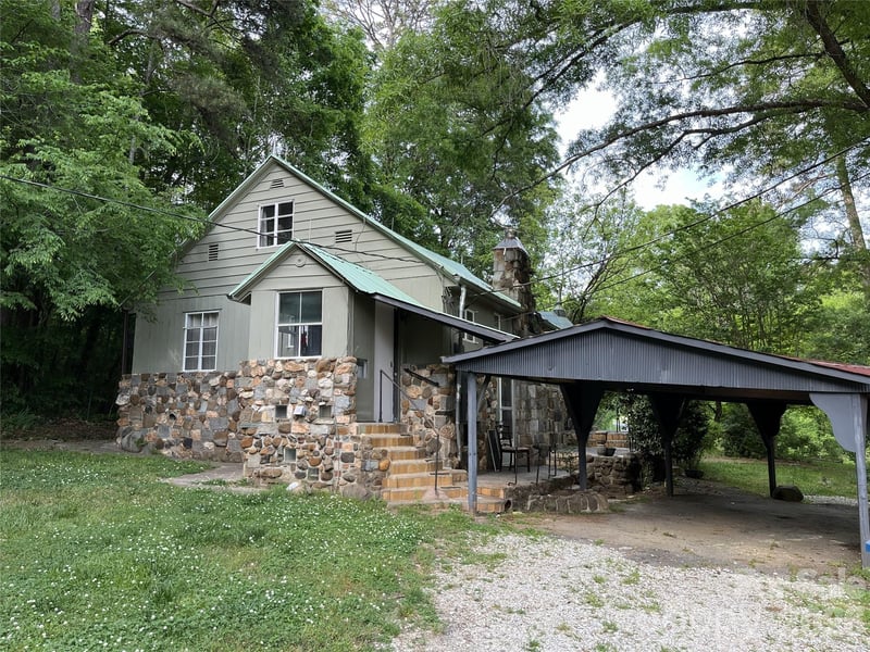 1740 Hollywood Dr, Salisbury, NC 28144