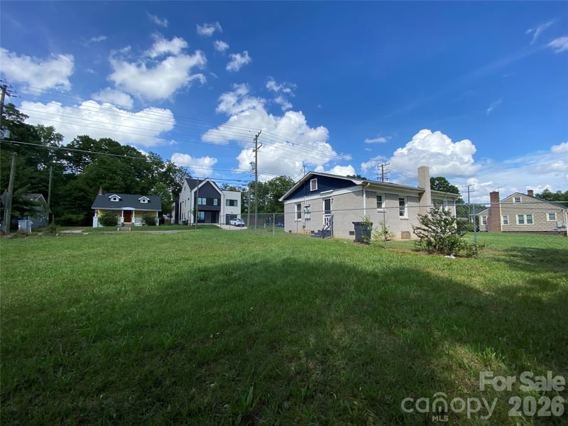 805 Norris Ave, Charlotte, NC 28206